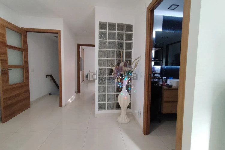 Chalet adosado en Barrio Ca n'Anglada