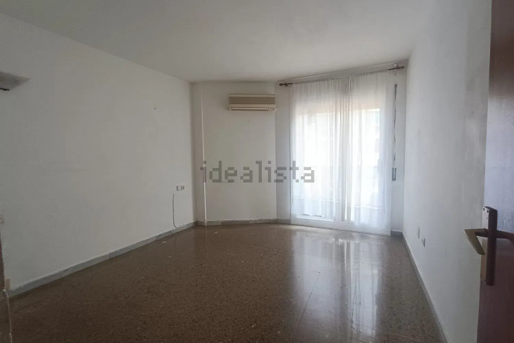 Piso en avenida de Josep Tarradellas