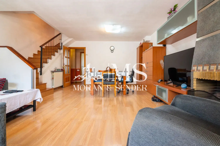 Chalet adosado en calle del Tibidabo, 33