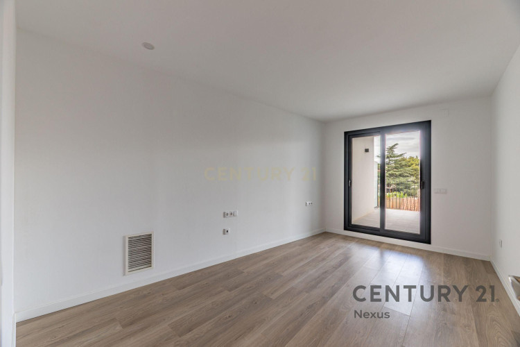 Carrer de Pere Fizes, 4, Terrassa, Spain, -1, Sant Pere