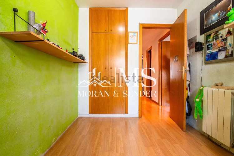 Chalet adosado en calle del Tibidabo, 33