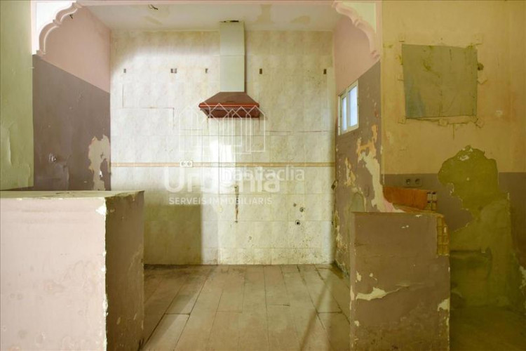 Piso oportunidad para reformar ! en Sant Pere Nord Terrassa