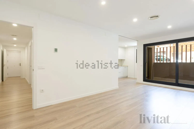 Piso en calle Transversal, 181