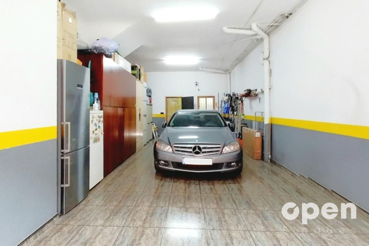 de Rocafort, Les Arenes - La Gru00EDpia  Can Montllor