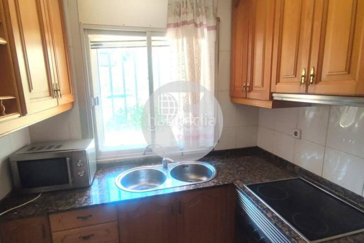 Casa encantadora casa independiente en Can Parellada, perfecta para dos familias en Terrassa