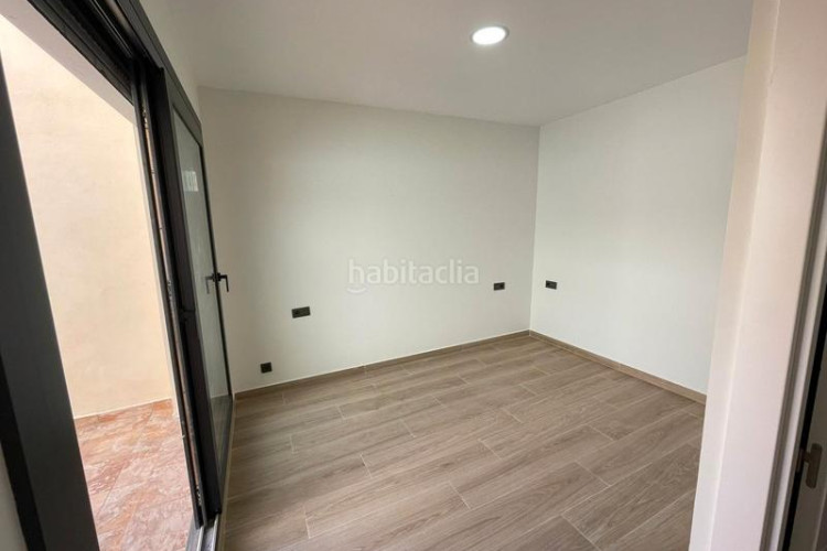 Piso  de obra nueva en venta en Ca n'Aurell Terrassa