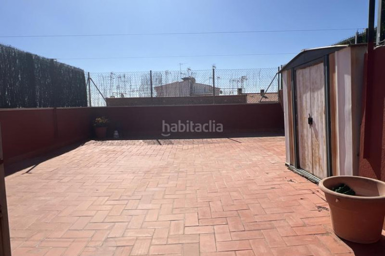 Ático luminoso ático 4habs y 2baños + grande terrazza en Sant Pere Nord en Terrassa
