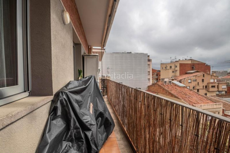 Dúplex este fantástico dúplex de 91m² situado en la calle ample en Terrassa