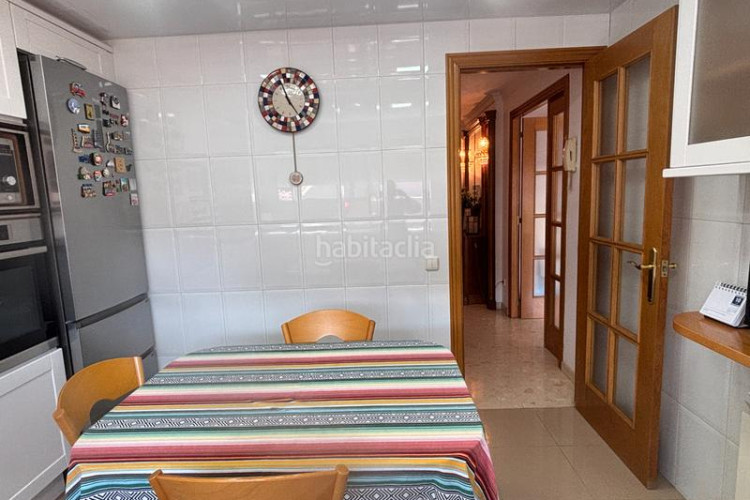 Dúplex impecable duplex en el corazón de pere parres a dos minutos del centro con parquing incluido en Terrassa