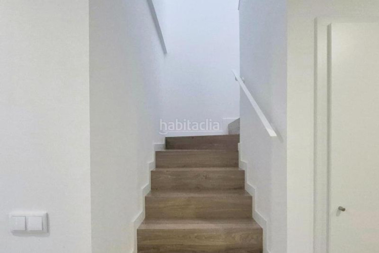 Dúplex duplex invertit obra nova de 160 m2 4 hab dobles i 4 terrasses al carrer transversal en Terrassa