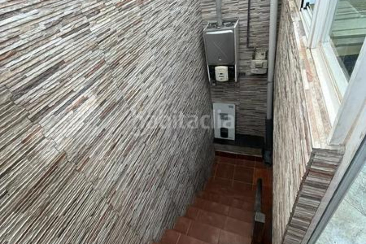 Chalet  en venta en La Cogullada, 5 dormitorios. en Terrassa