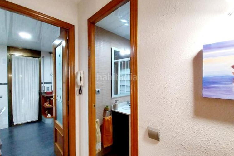 Casa adosada  en venta en la grípia en Terrassa