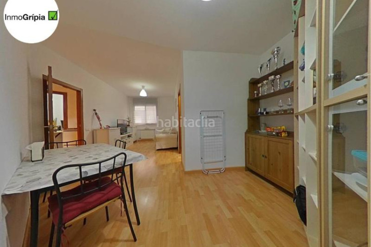 Piso vivienda seminueva de 2 habitaciones con parking en Terrassa