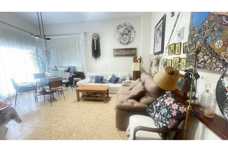 Mestre Serrat, Sant Pere