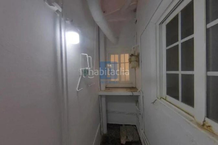 Piso inmueble ilegalmente okupado situado en la calle felip ii, 22, 11, , barcelona en Terrassa