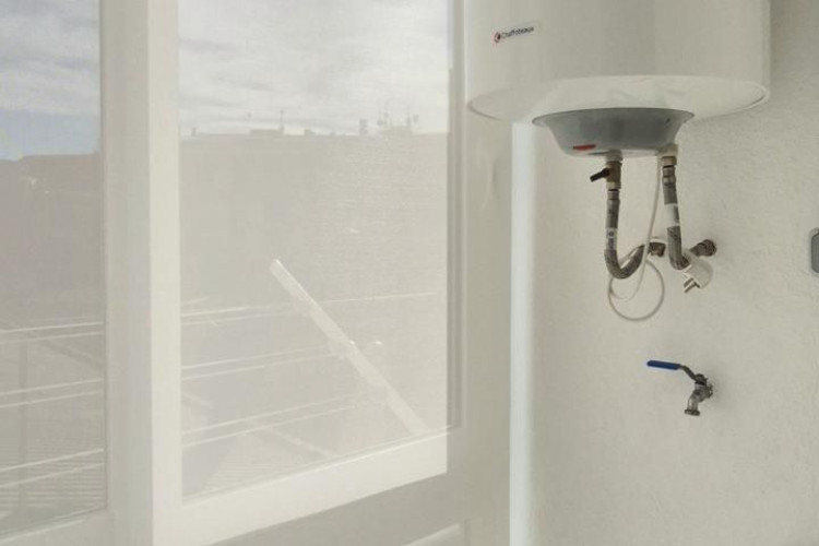 Carrer de Prat de la Riba, Vallparadu00EDs - Antic Poble de Sant Pere