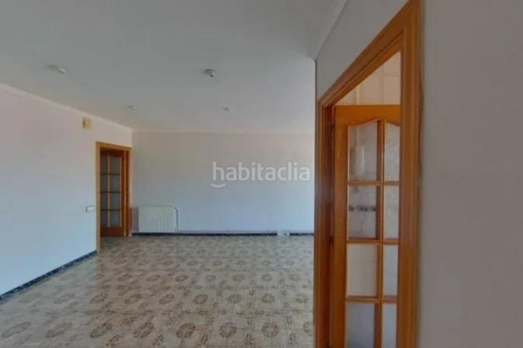 Piso  de 4 habitaciones en Zona Esportiva Terrassa