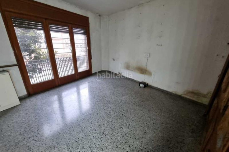 Casa  a reformar en zona les escoles en Plaça Catalunya - Escola Industrial Terrassa