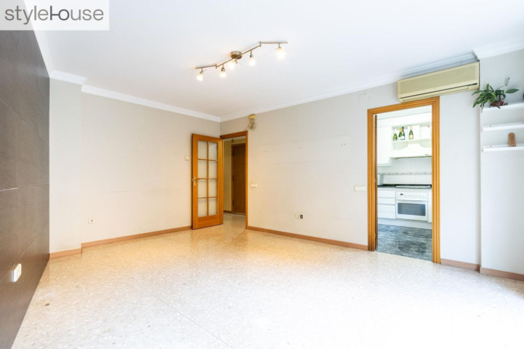 Terrassa - Carrer autonomia, Sant Pere