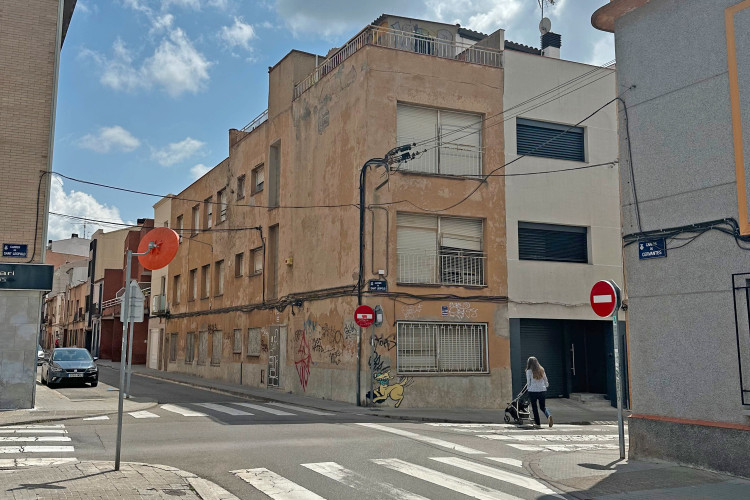 Carrer de Cervantes, 55, Barri del Centre