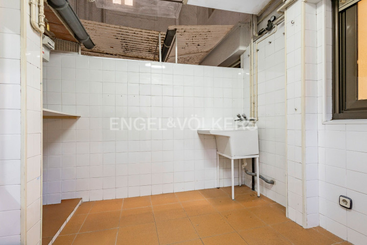 Plau00E7a Catalunya - Escola Industrial 