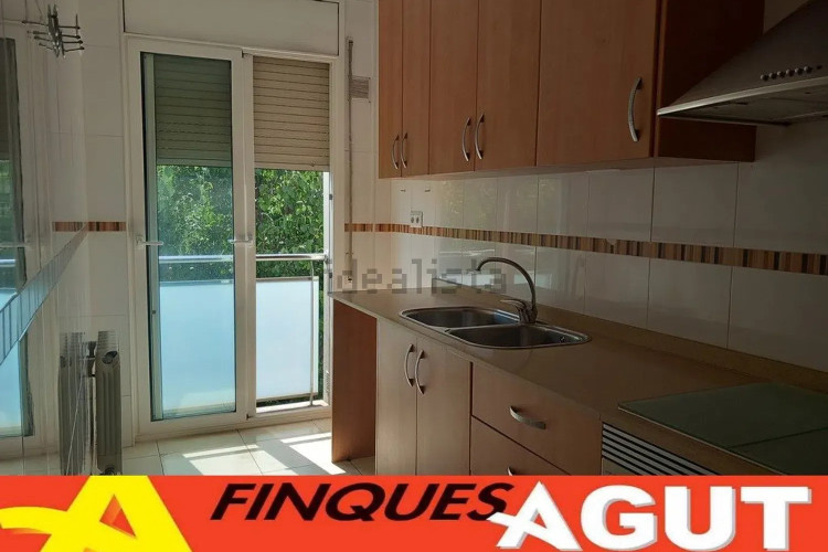 PISO SEMINUEVO, 149.000€ (OPCIONAL GARAJE, PRECIO DE 36.000€)