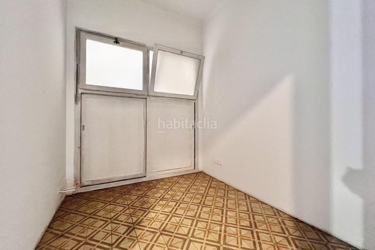 Casa junto a rambla de egara en Segle XX Terrassa