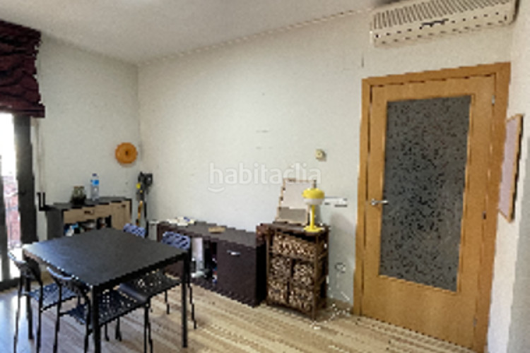 Dúplex con terrazas y fuego a tierra en sant pere en Terrassa