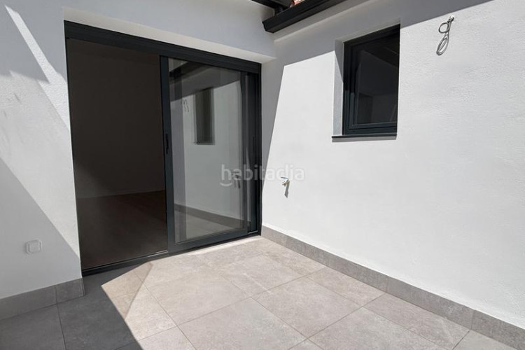 Casa en carrer de las navas de tolosa 87 exclusiva casa a estrenar con piscina privada en Terrassa