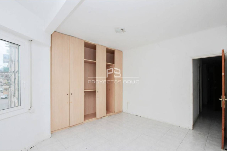 Mossu00E8n Tatcher, Sant Pere Nord