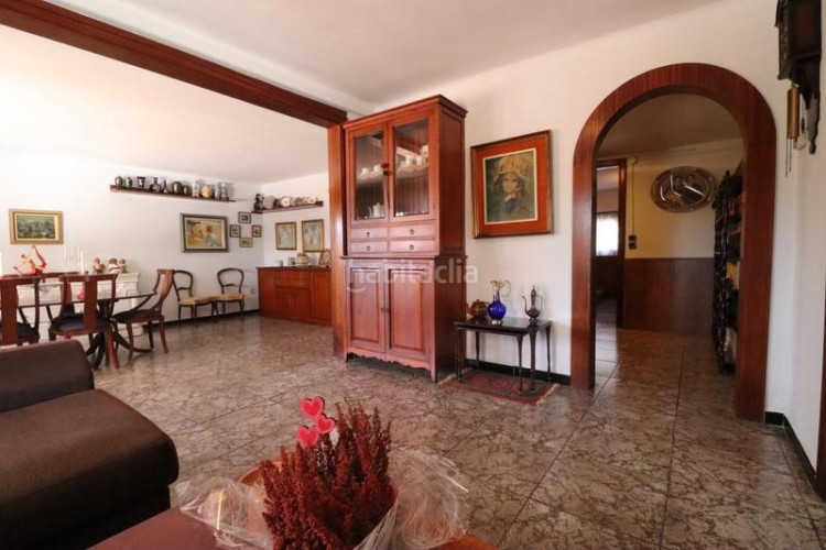 Casa única e impresionante finca a 4 vientos con piscina y jardin en Terrassa