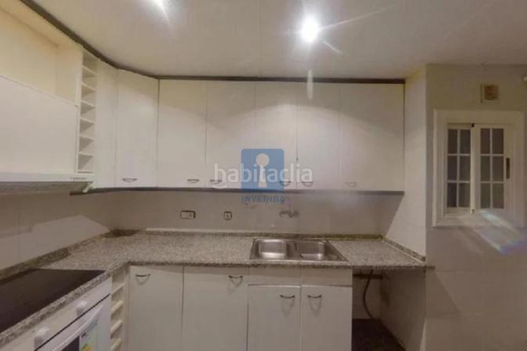 Piso inmueble ilegalmente okupado situado en la calle felip ii, 22, 11, , barcelona en Terrassa