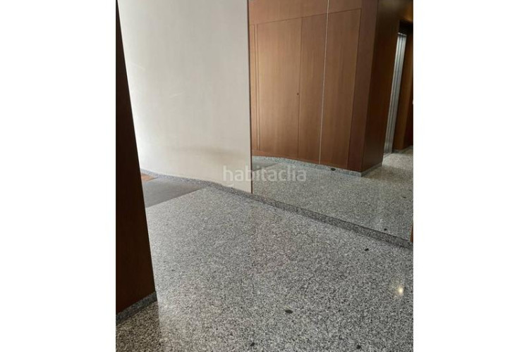 Piso  en can aurell de ambar de 84 m2 y 3 habitaciones en Terrassa