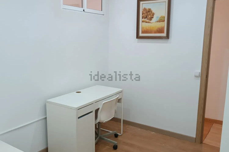 ¡Ideal inversores! planta baja alquilada por habitaciones.