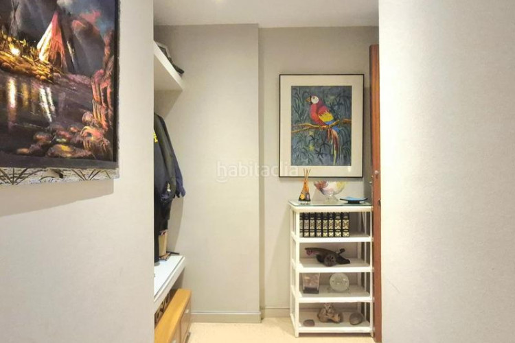 Piso pis de 4 hab amb parquing i espectacular de traster 25 m2 a la gripia en Terrassa