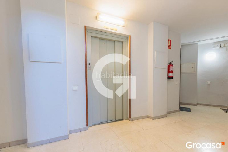 Piso amplio piso con balcón en Les Arenes - La Grípia - Can Montllor Terrassa