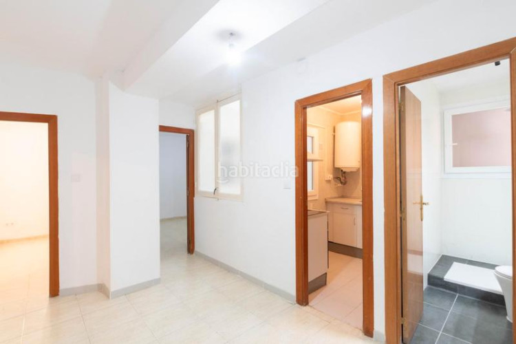 Piso reformado, listo para entrar a vivir, 3 habitaciones en Terrassa