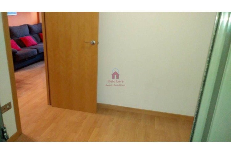 Poetesa Capara, Sant Pere Nord