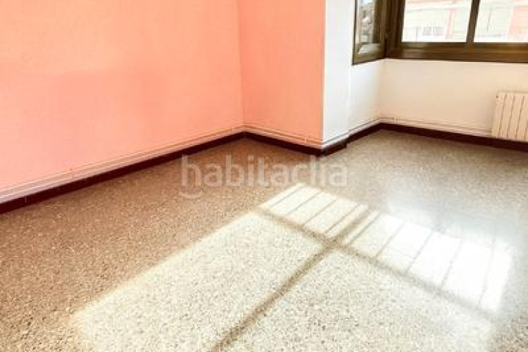 Piso  de 3 dormitorios económico en Can Palet Terrassa