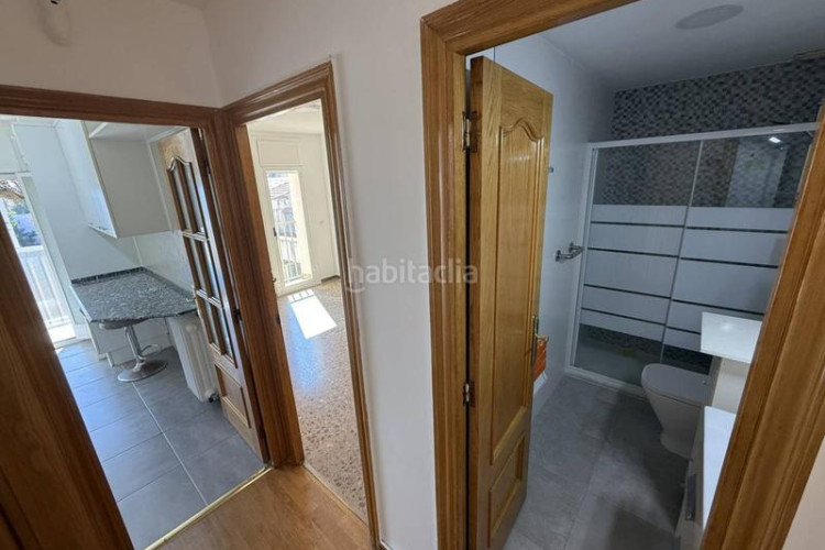 Piso gran piso en can aurell , 4 habitaciones y parking incluido en Terrassa