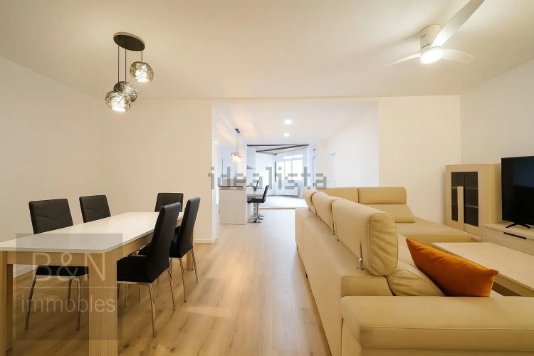Chalet en Barrio Zona Esportiva