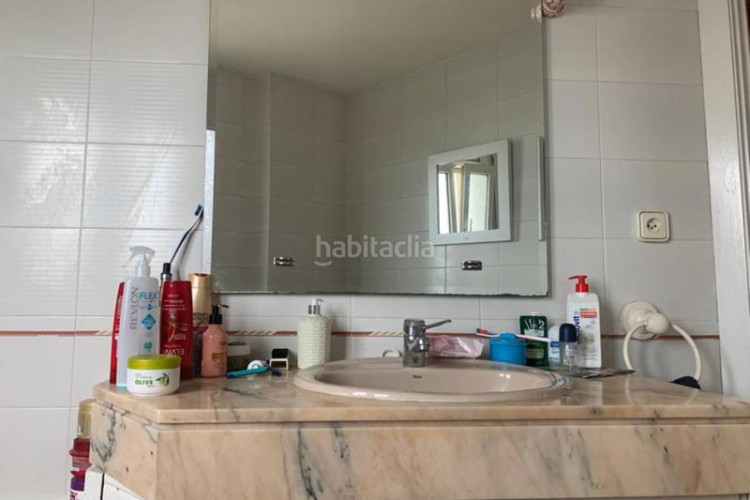 Piso  en venta en escola industrialplaça de catalunya en Terrassa