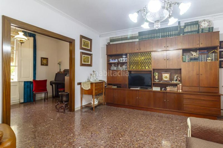 Dúplex todas las habitaciones son exteriores en Cementiri Vell Terrassa