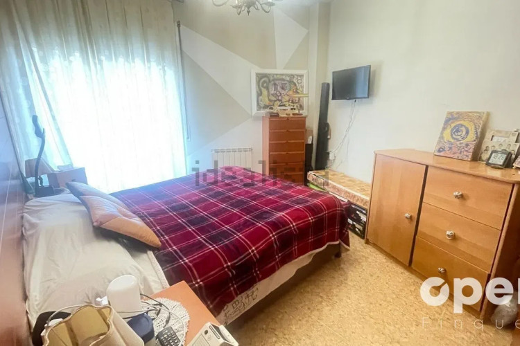 Piso en plaza del Mestre Serrat