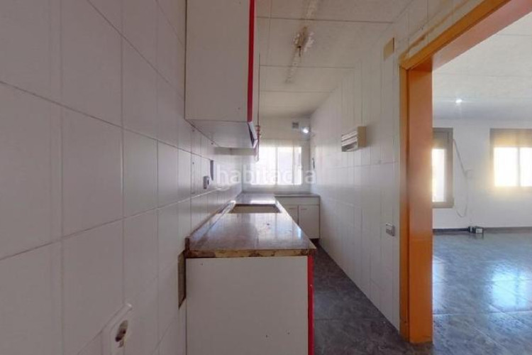 Piso  okupado de 2 habitaciones ca nanglada en Terrassa