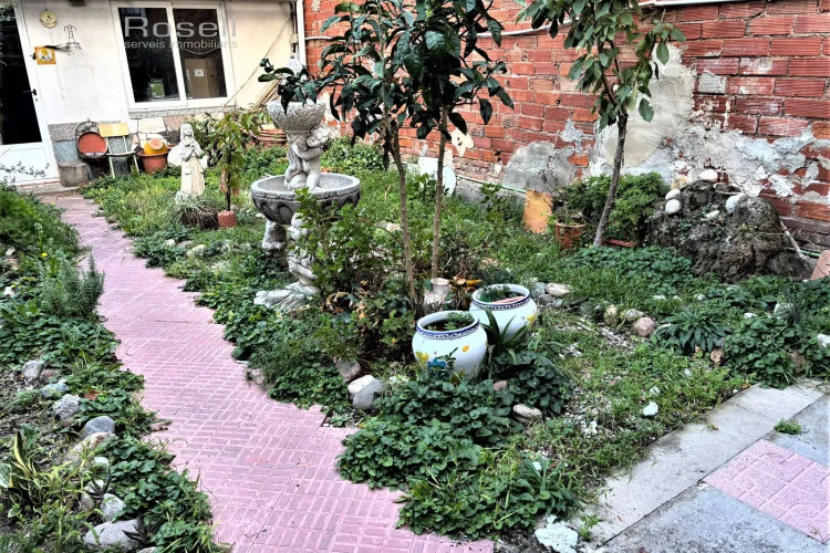 Chalet adosado en Barrio Can Palet