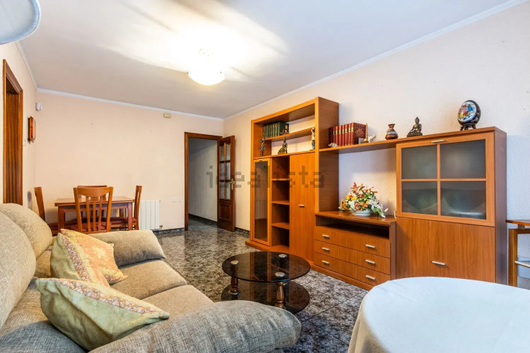 Piso en avenida de Can Boada del Pi