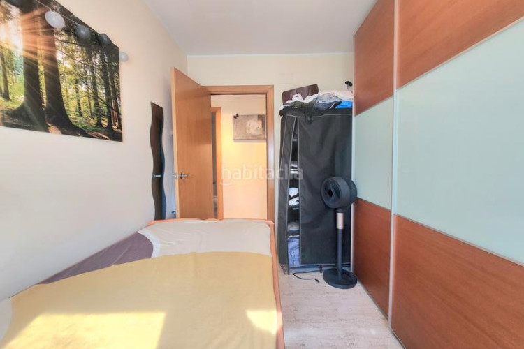 Piso 3 dormitorios, piscina, parking y trastero en Terrassa