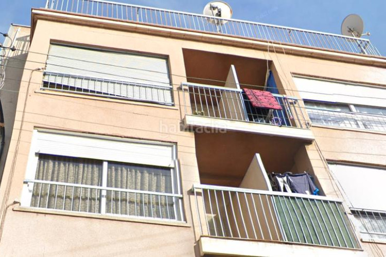 Piso activo ocupado por un tercero en Ca n'Anglada Terrassa
