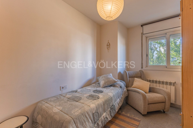 Vallparadu00EDs - Antic Poble de Sant Pere